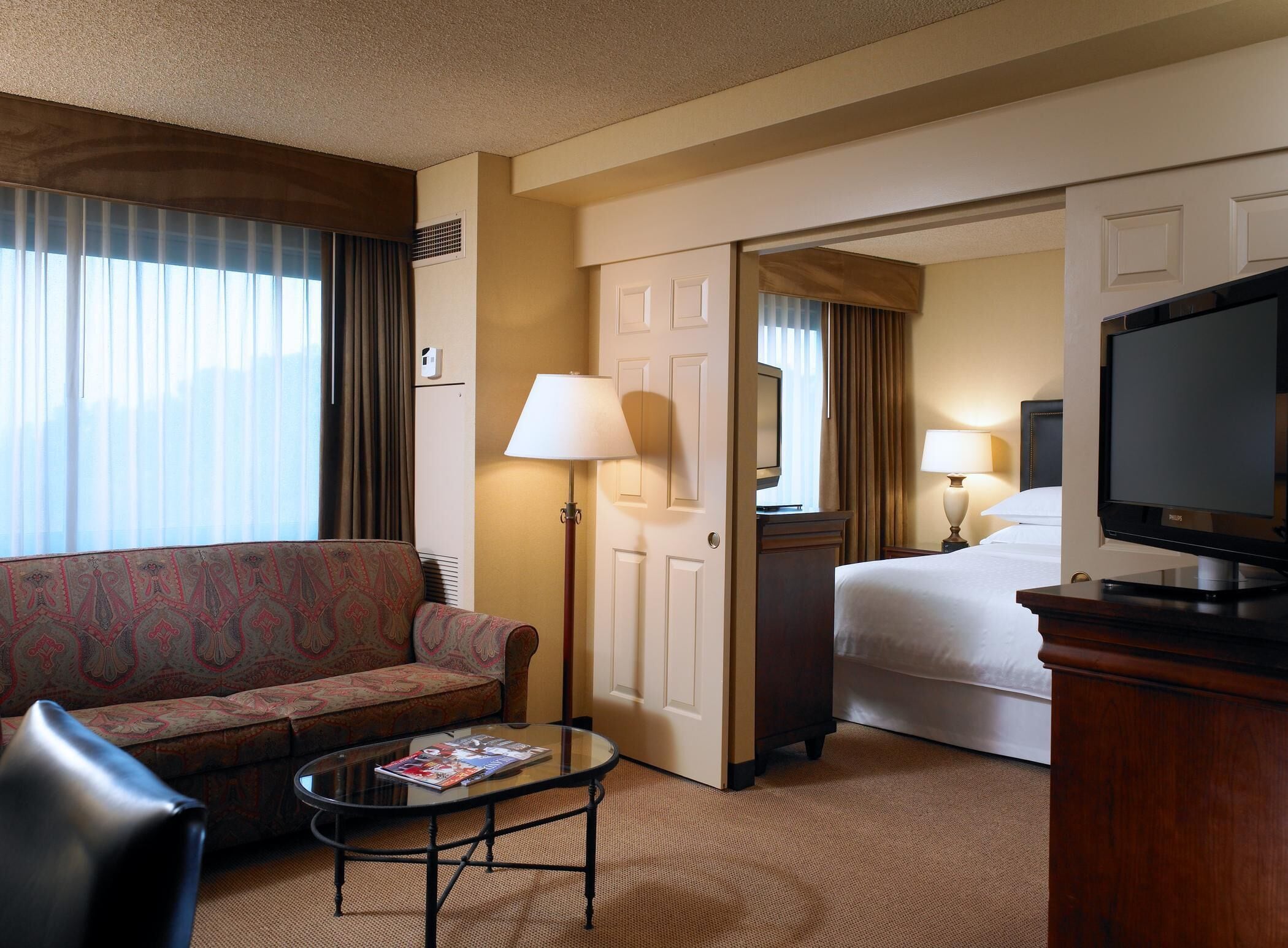 1 bedroom, premium bedding, in-room safe, desk