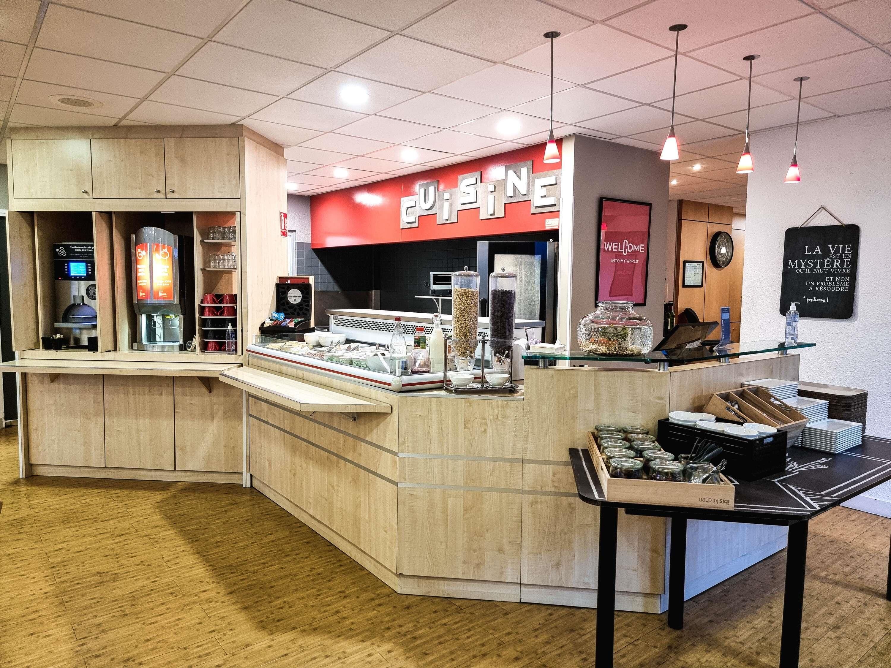 daily buffet breakfast (eur 15 per person)