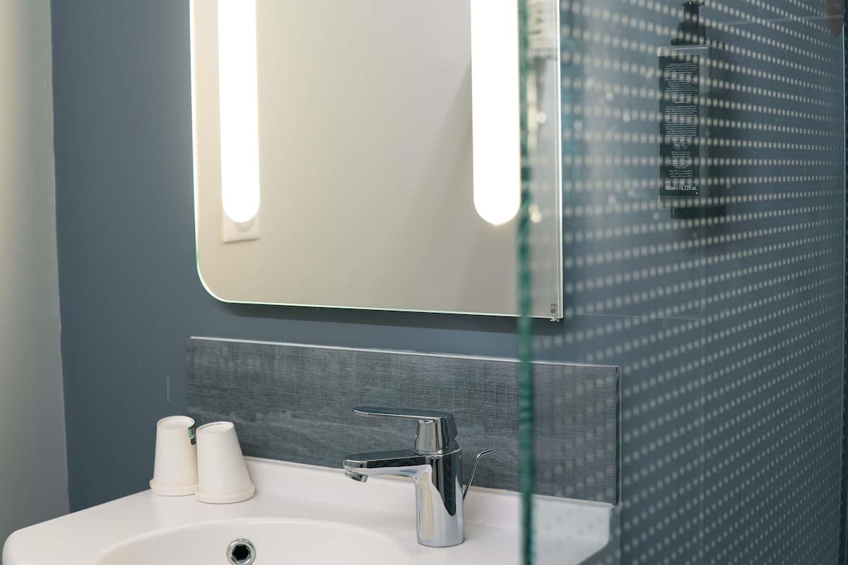 room, 1 double bed (renovated) | premium bedding, desk, laptop workspace, blackout curtains