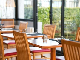 Café da manhã e jantar