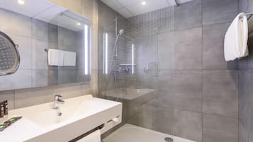 Amenidades de baño ecológicas, secadora de cabello, toallas, jabón