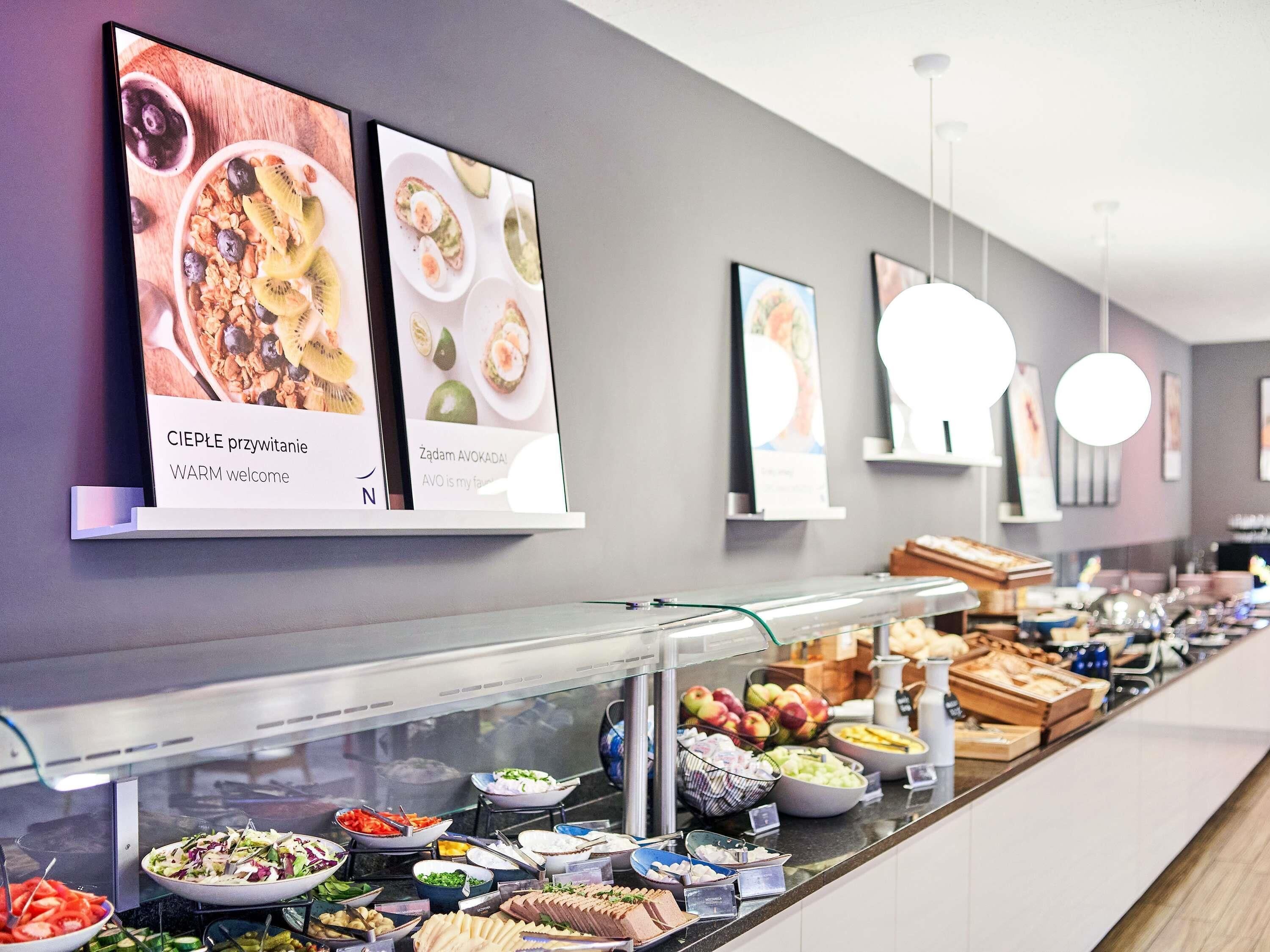 Tägliches Frühstücksbuffet gegen Gebühr