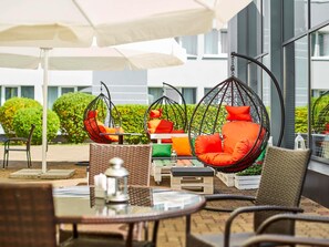 Tägliches Frühstücksbuffet gegen Gebühr