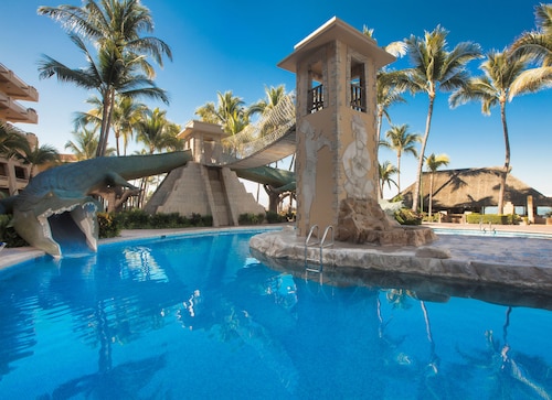 Paradise Village Beach Resort and Spa