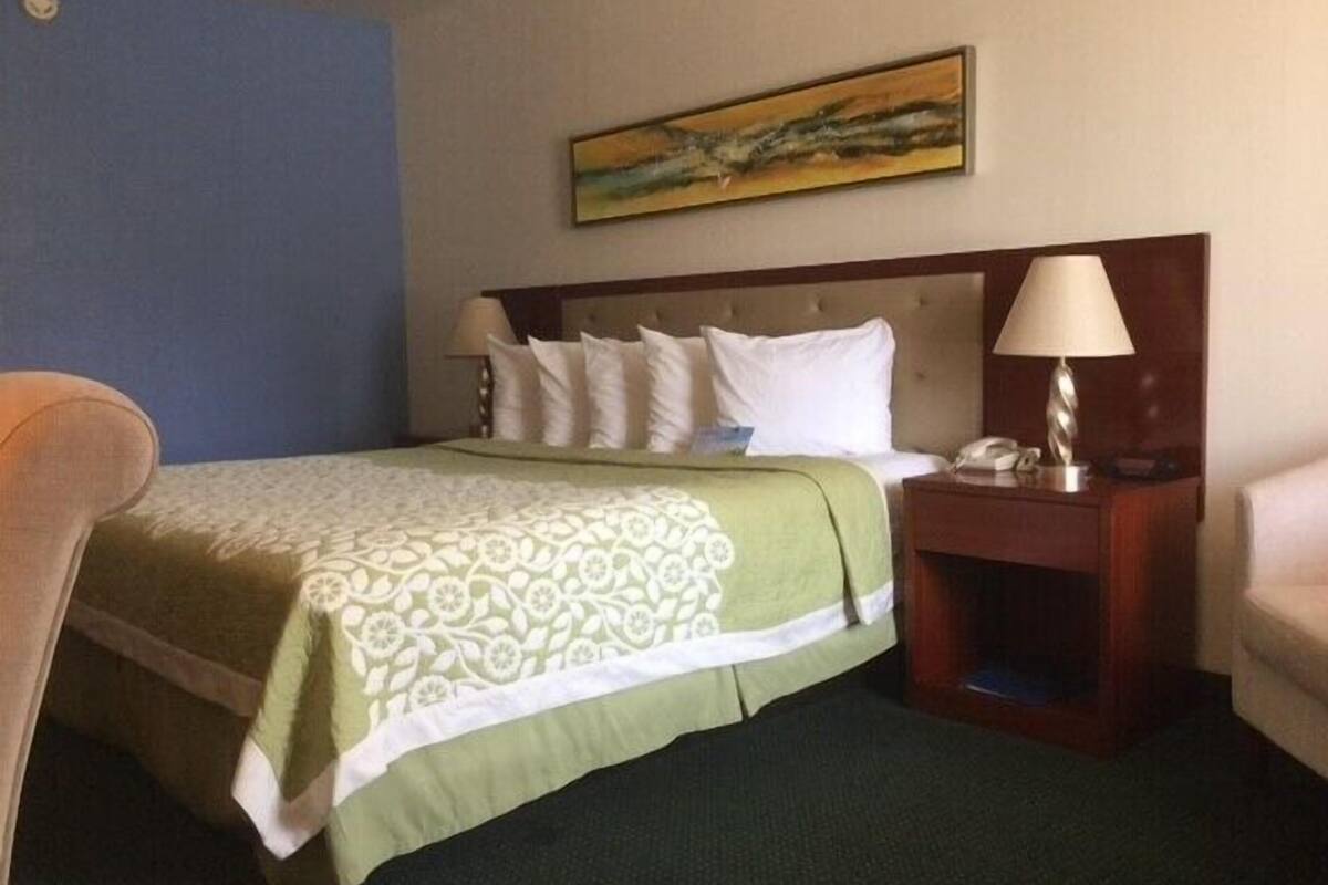 desk, iron/ironing board, free cots/infant beds, rollaway beds