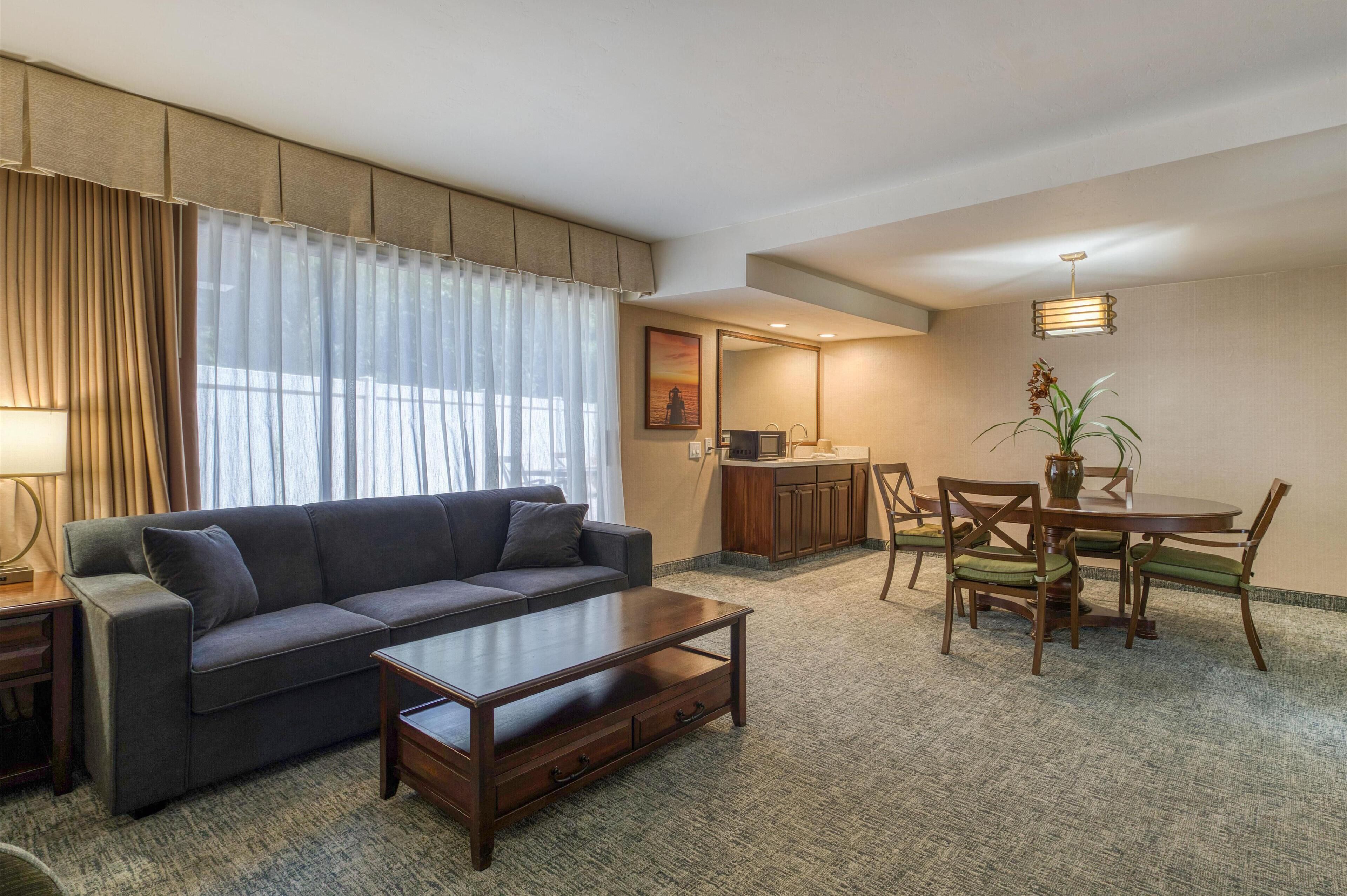 Photo - Best Western Seven Seas