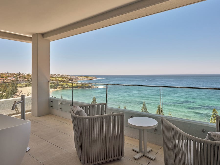 Rom (Pacific) | Balkong