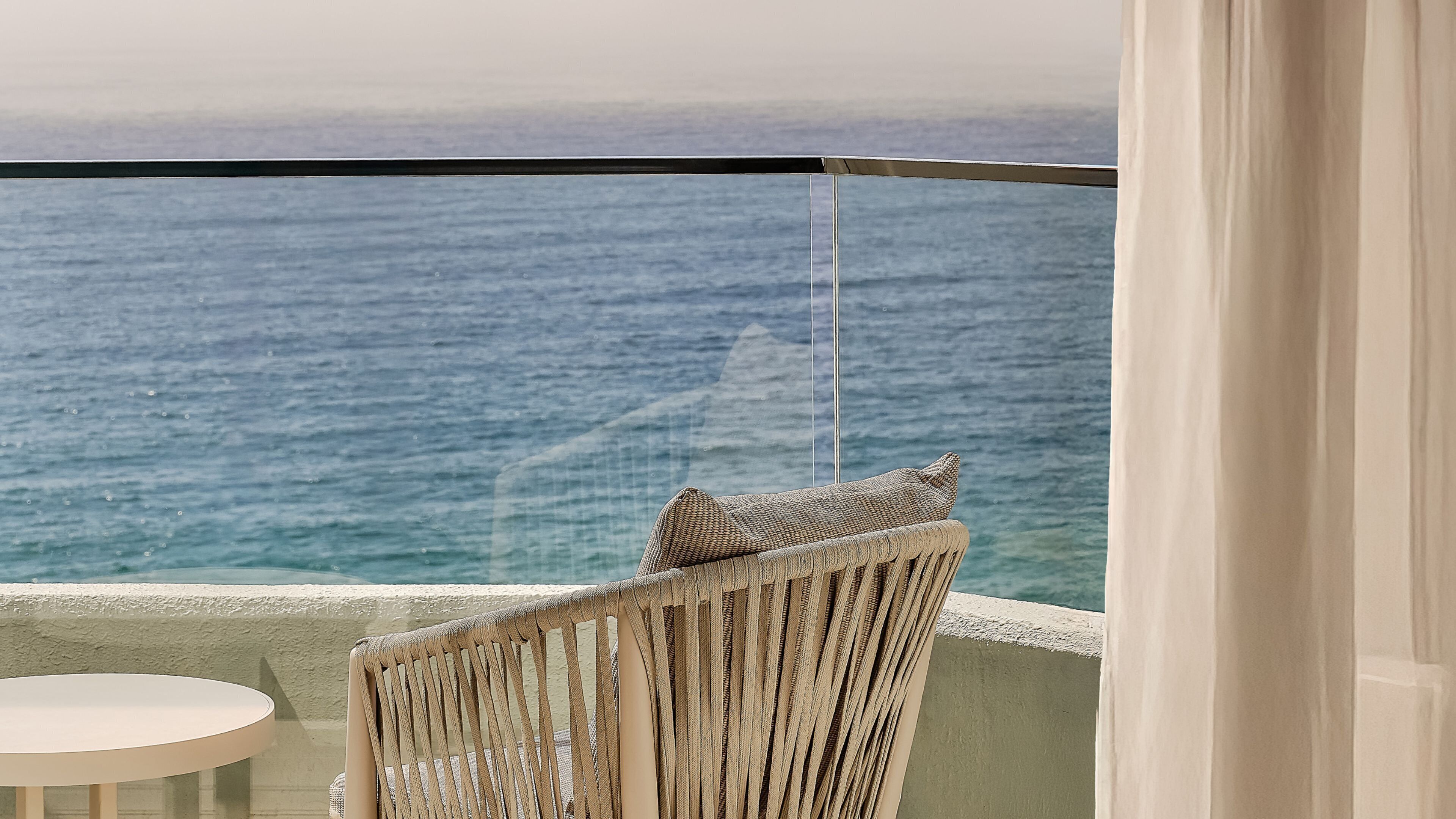 Minibar, in-room safe, desk, laptop workspace