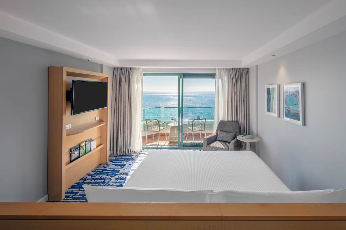 1 bedroom, minibar, in-room safe, desk