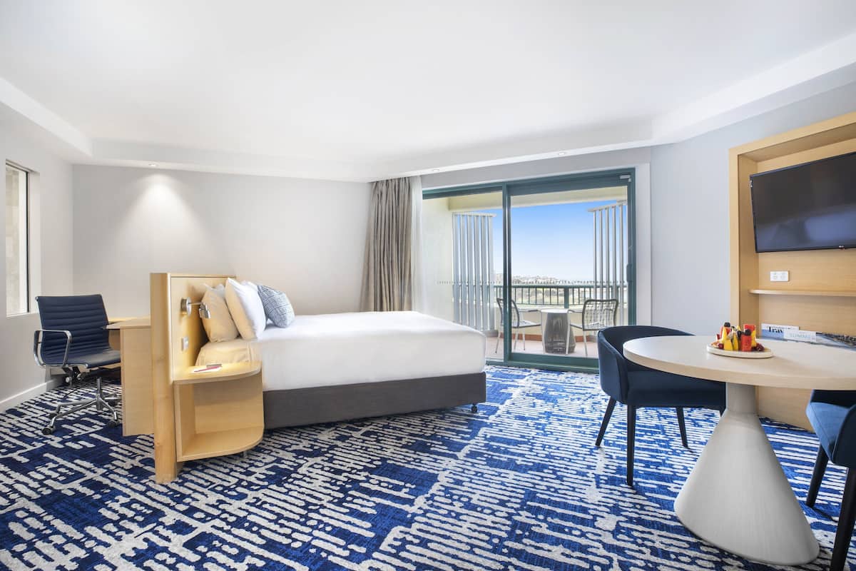 1 bedroom, minibar, in-room safe, desk
