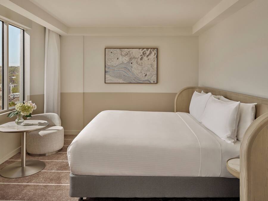 Minibar, in-room safe, desk, laptop workspace