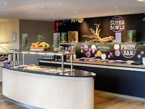 Dagelijks ontbijtbuffet (EUR 25 per persoon)