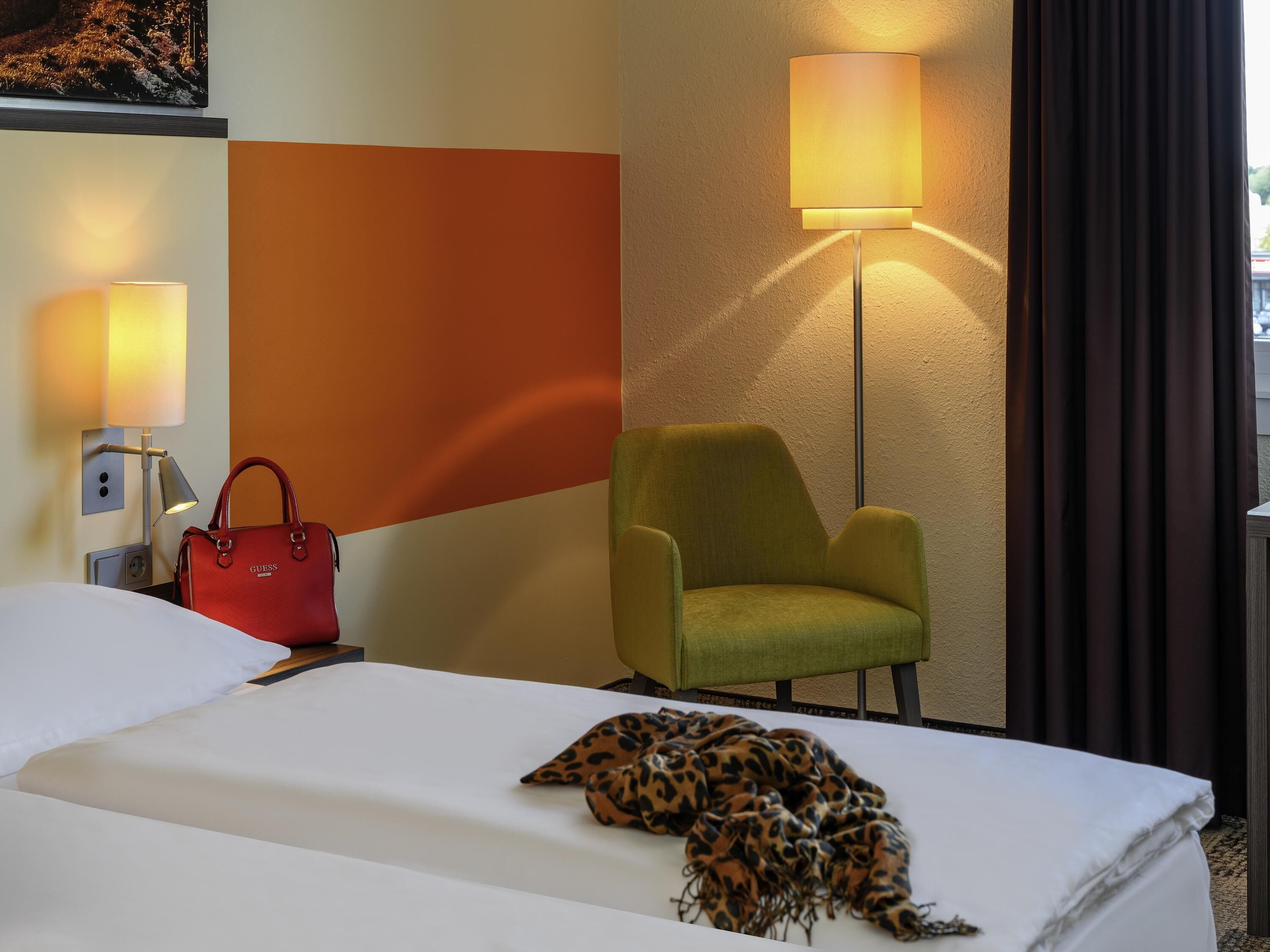 Standard Room, 1 Double Bed | Premium bedding, down comforters, in-room safe, desk