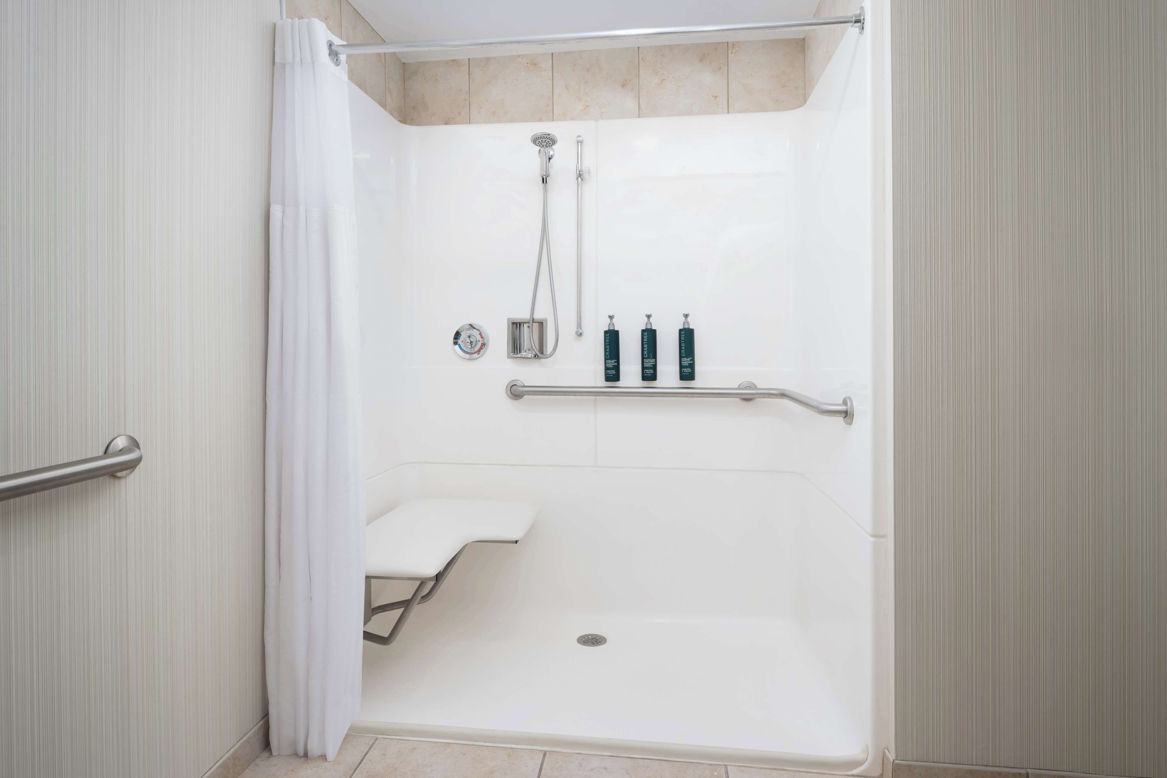 room, 2 double beds, accessible | bathroom shower