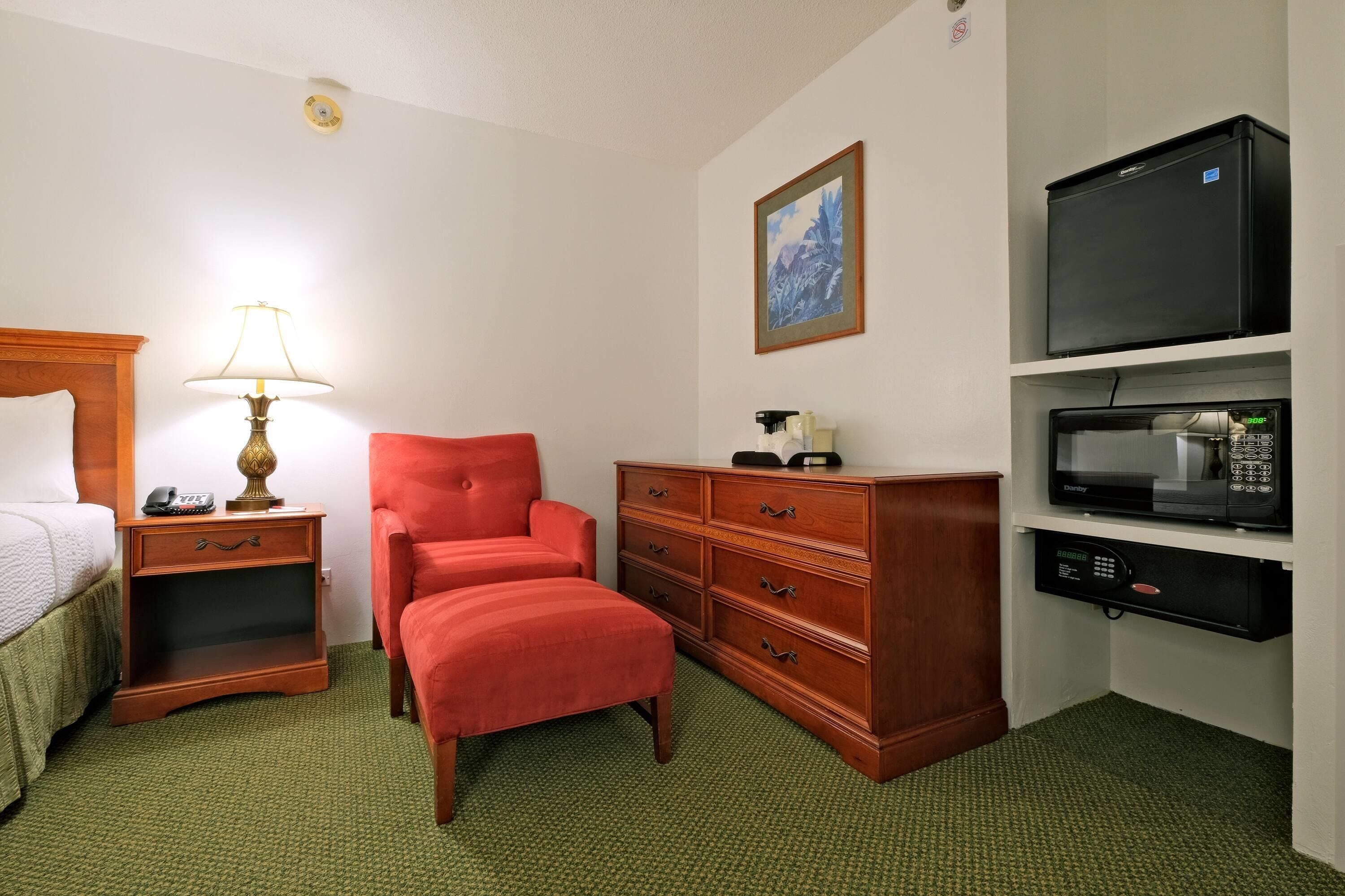 Photo - Ramada Plaza by Wyndham Waikiki