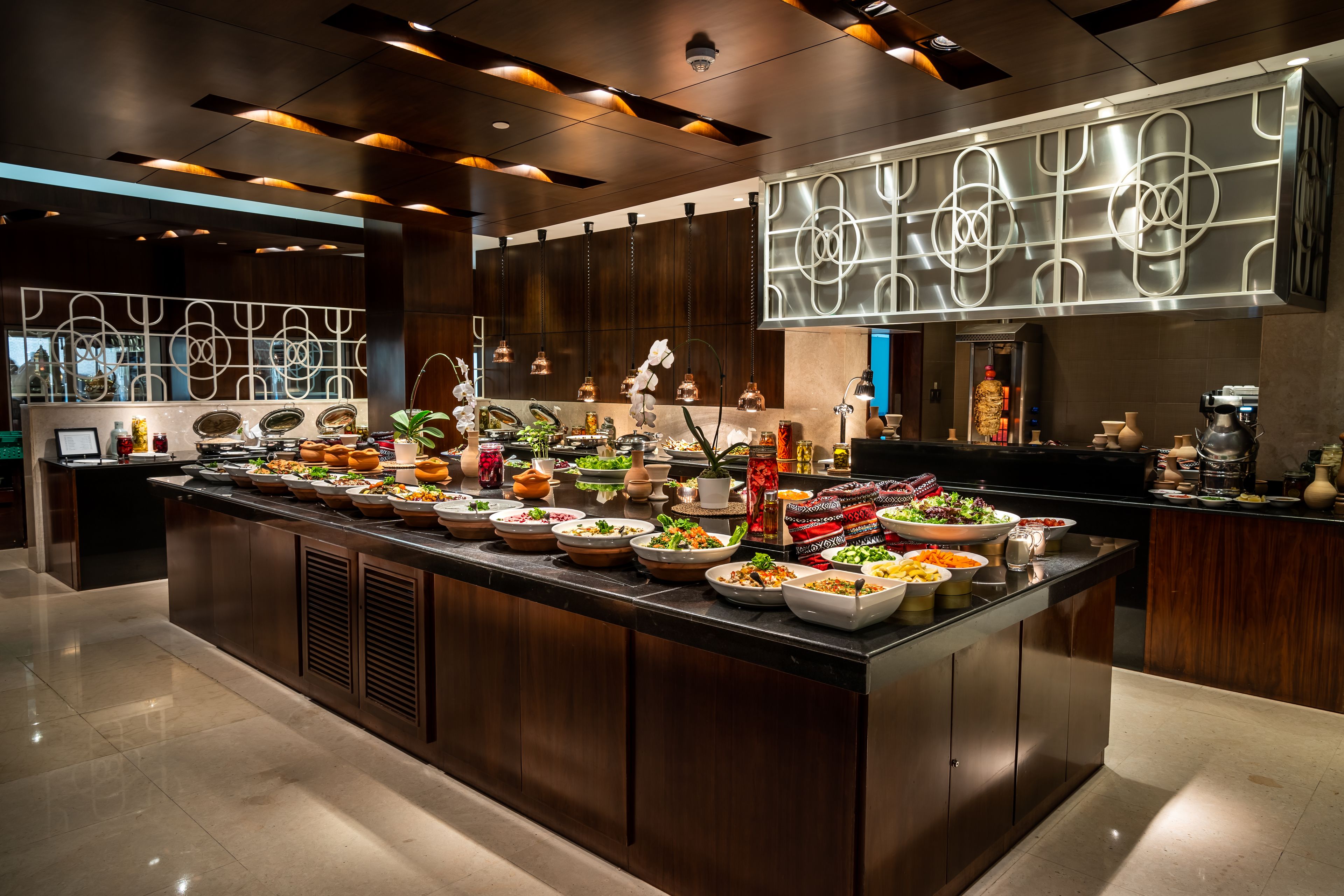 Daily buffet breakfast for a fee