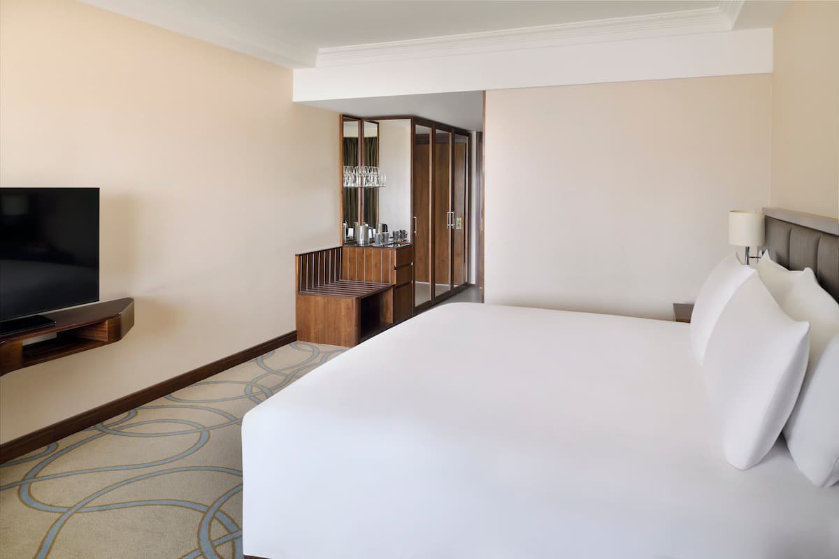 1 bedroom, minibar, in-room safe, desk