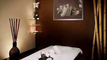 Sauna, baño de vapor, tratamientos corporales y aromaterapia
