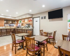 Ilmainen buffetaamiainen 