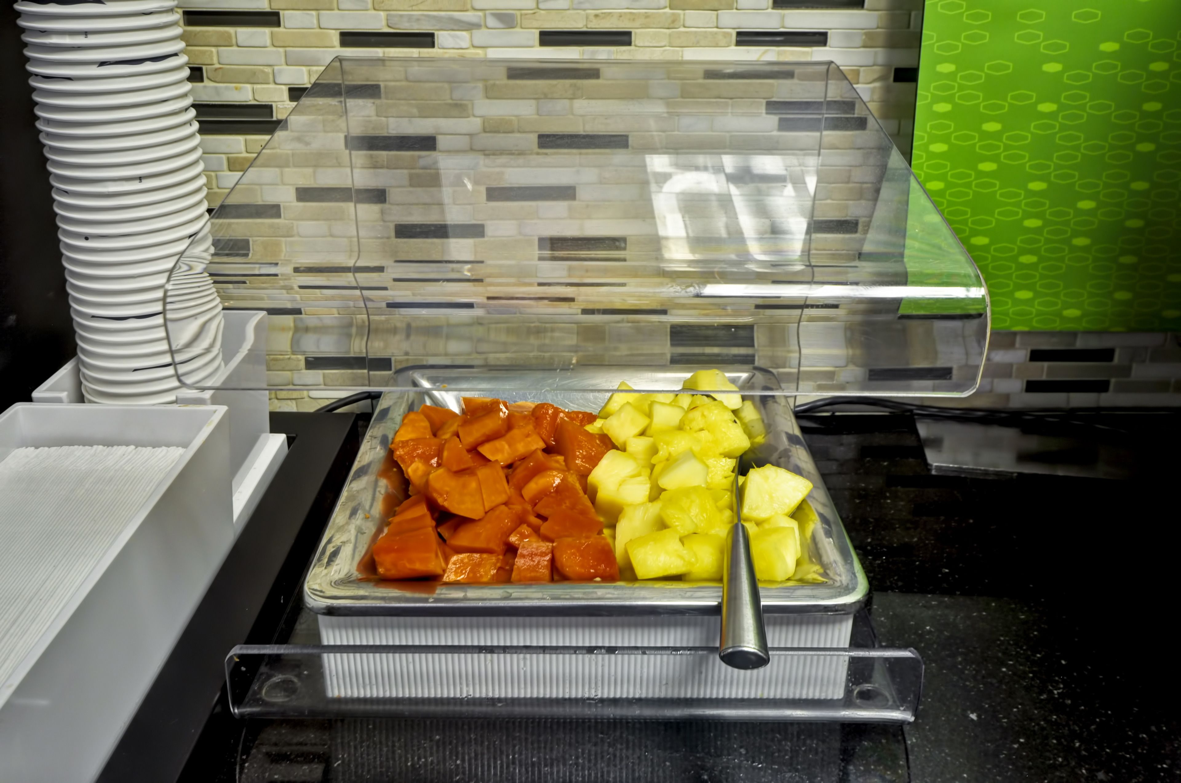 free daily full breakfast