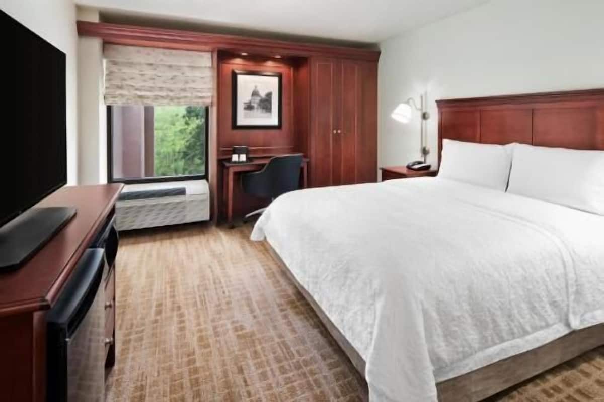 Iron/ironing board, free cots/infant beds, free WiFi, bed sheets