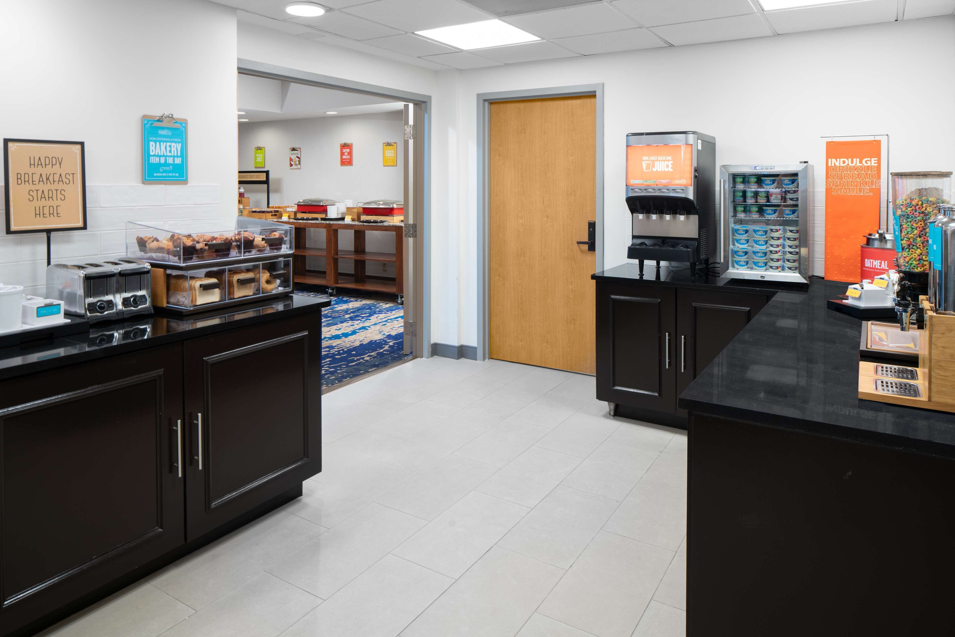 free daily full breakfast