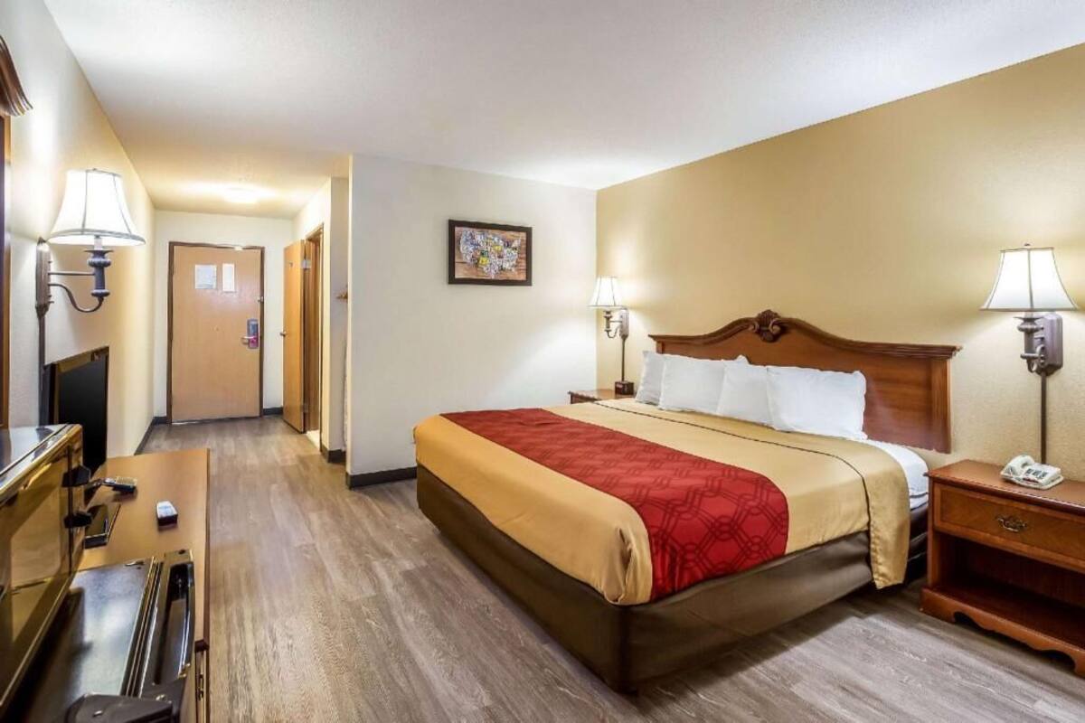 Premium bedding, pillowtop beds, individually decorated