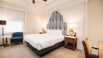 Suite familiar, varias camas | Ropa de cama de alta calidad, camas con pillow-top y escritorio