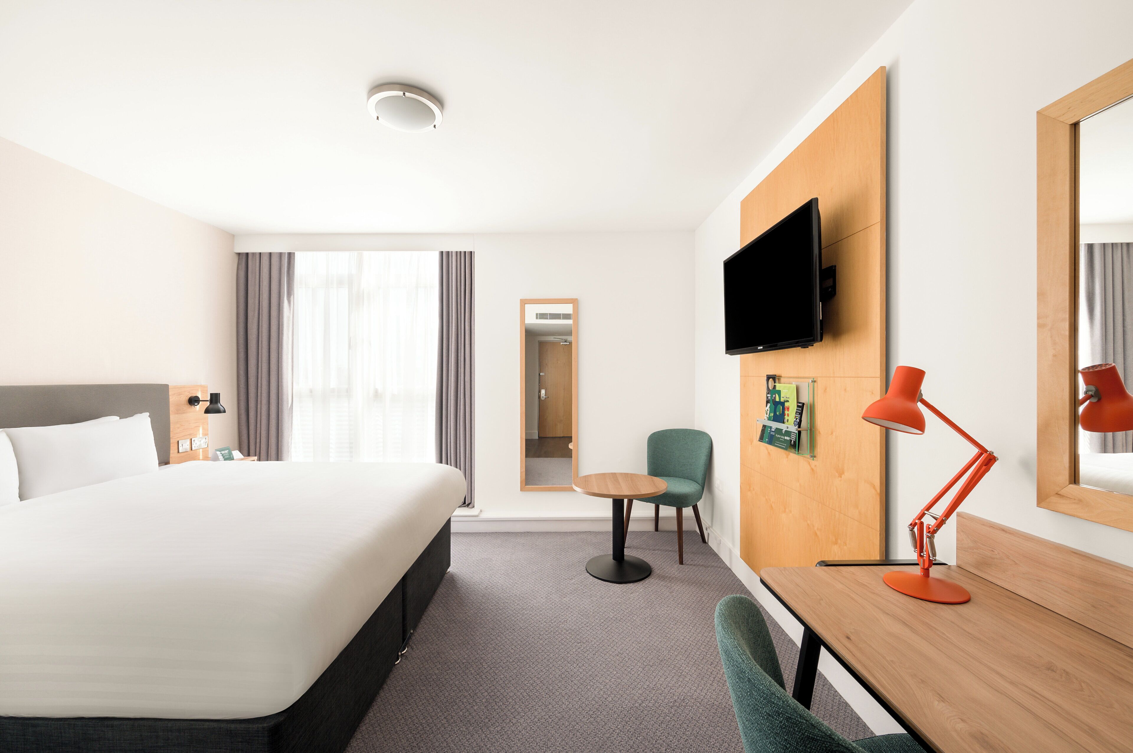 Premium Room, 1 King Bed | In-room safe, desk, laptop workspace, blackout curtains