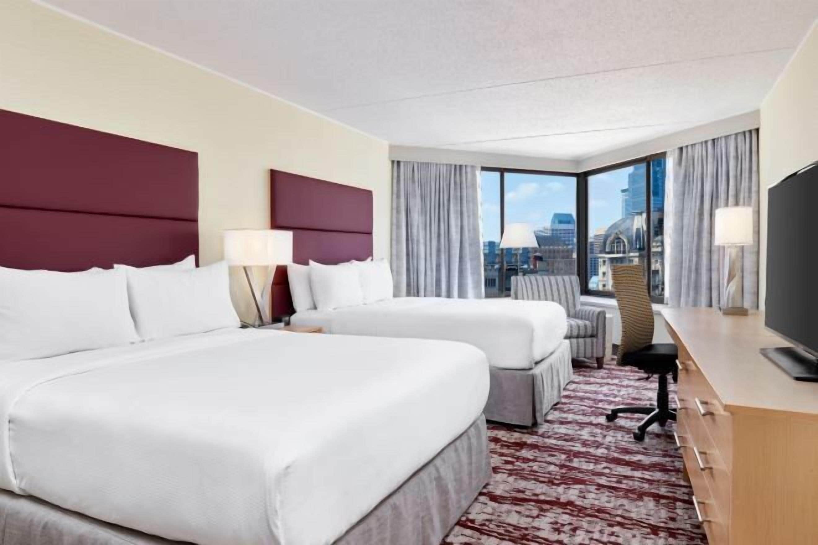 防过敏的被褥、羽绒被、客房内保险箱、办公桌