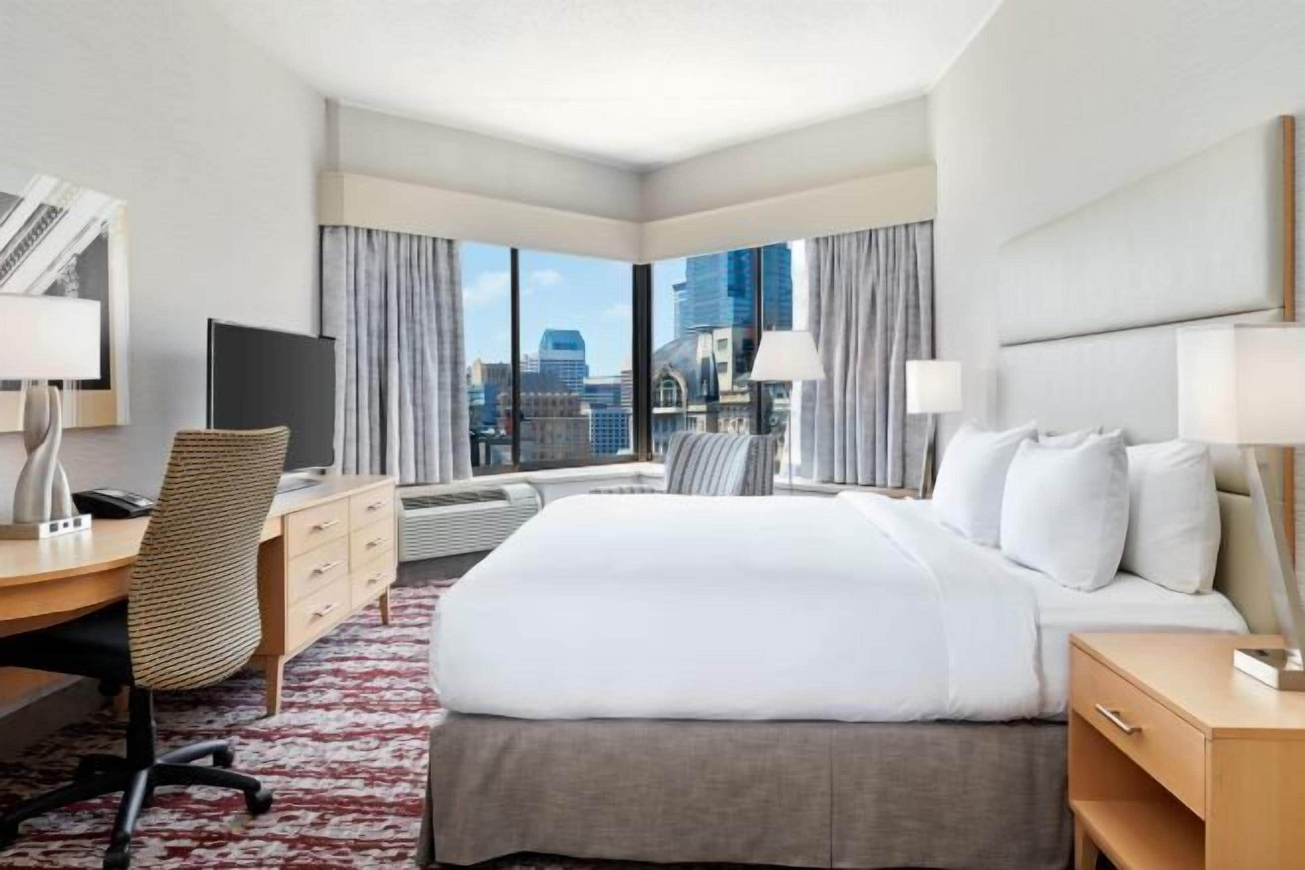 防过敏的被褥、羽绒被、客房内保险箱、办公桌