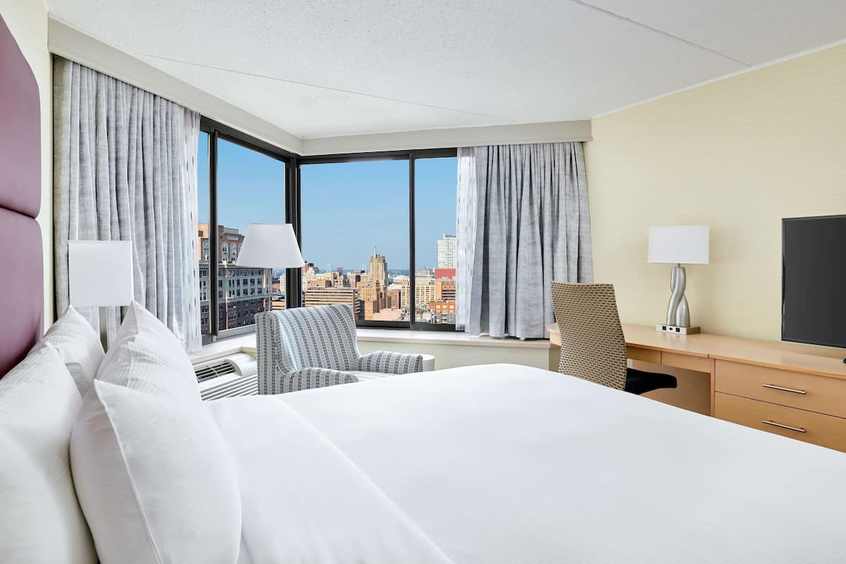 Room, 1 King Bed, Non Smoking