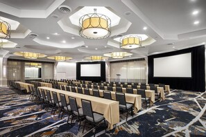 Ballroom - DoubleTree by Hilton Philadelphia Center City (Philadelphia)