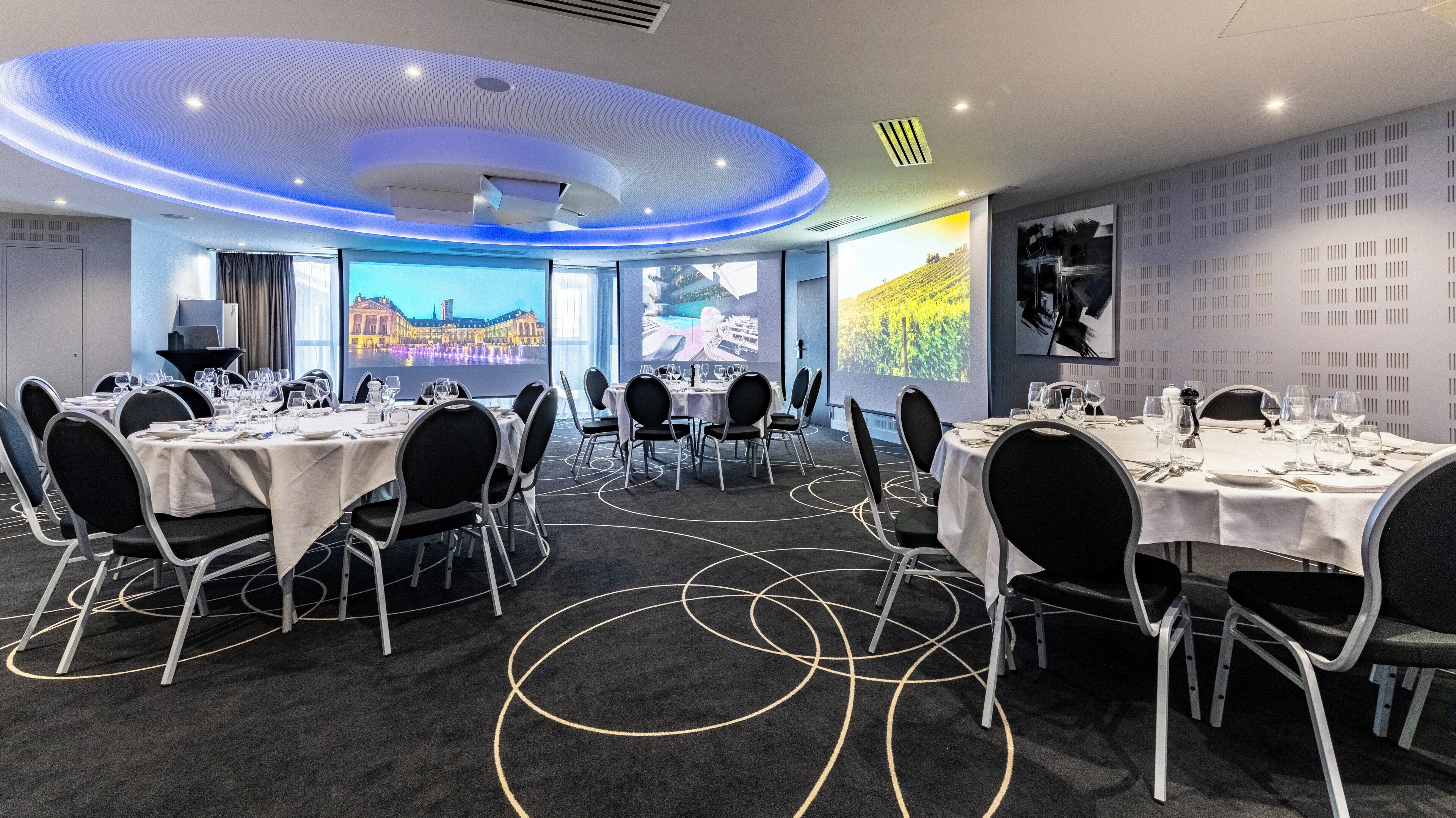 Photo - Holiday Inn Dijon Toison D Or, An Ihg