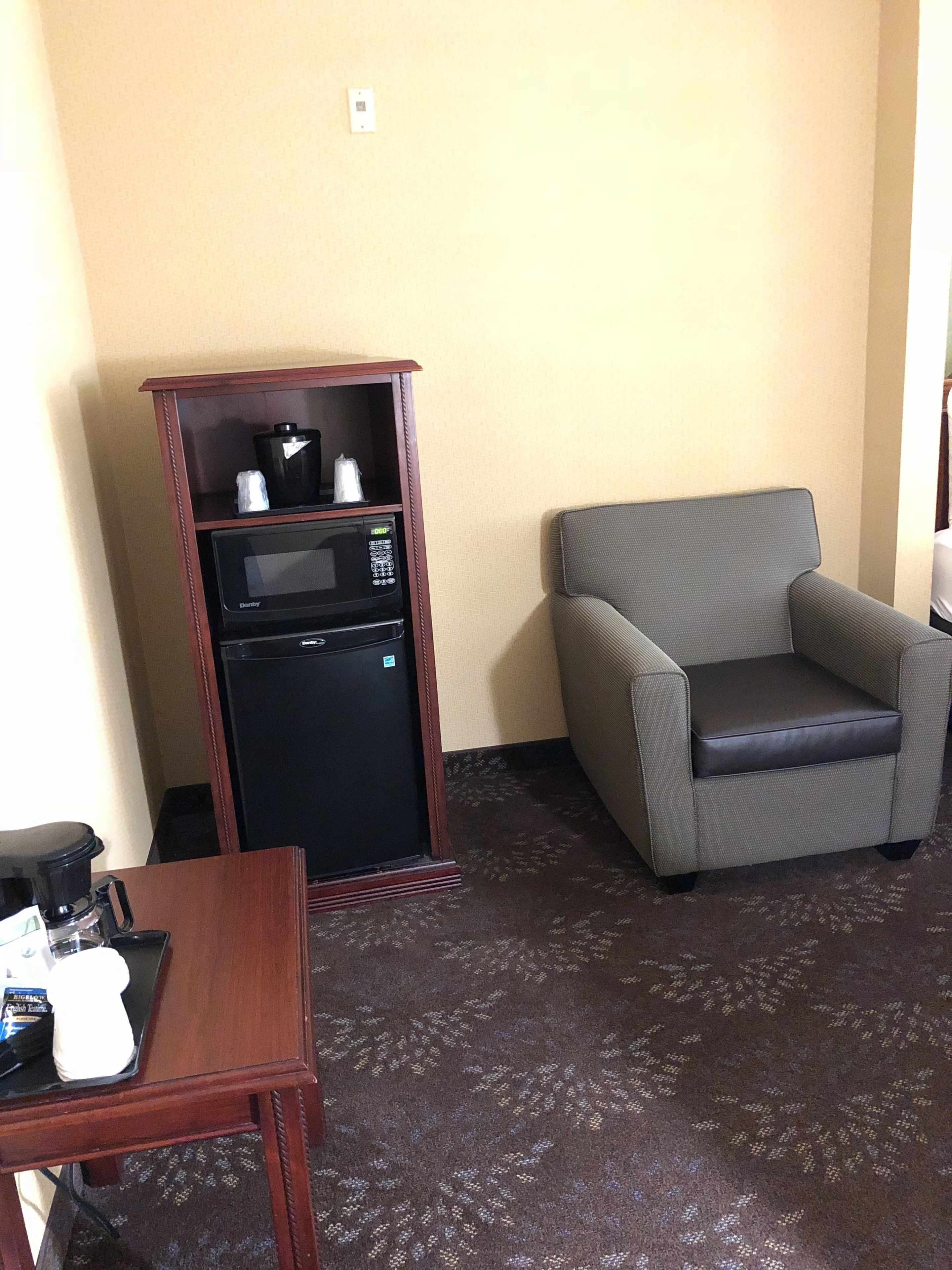 room, 2 queen beds, non smoking | living room | lcd tv