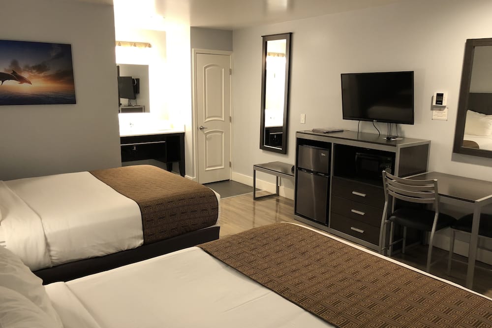 Pacific Inn