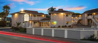Pacific Inn