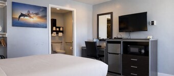Pacific Inn