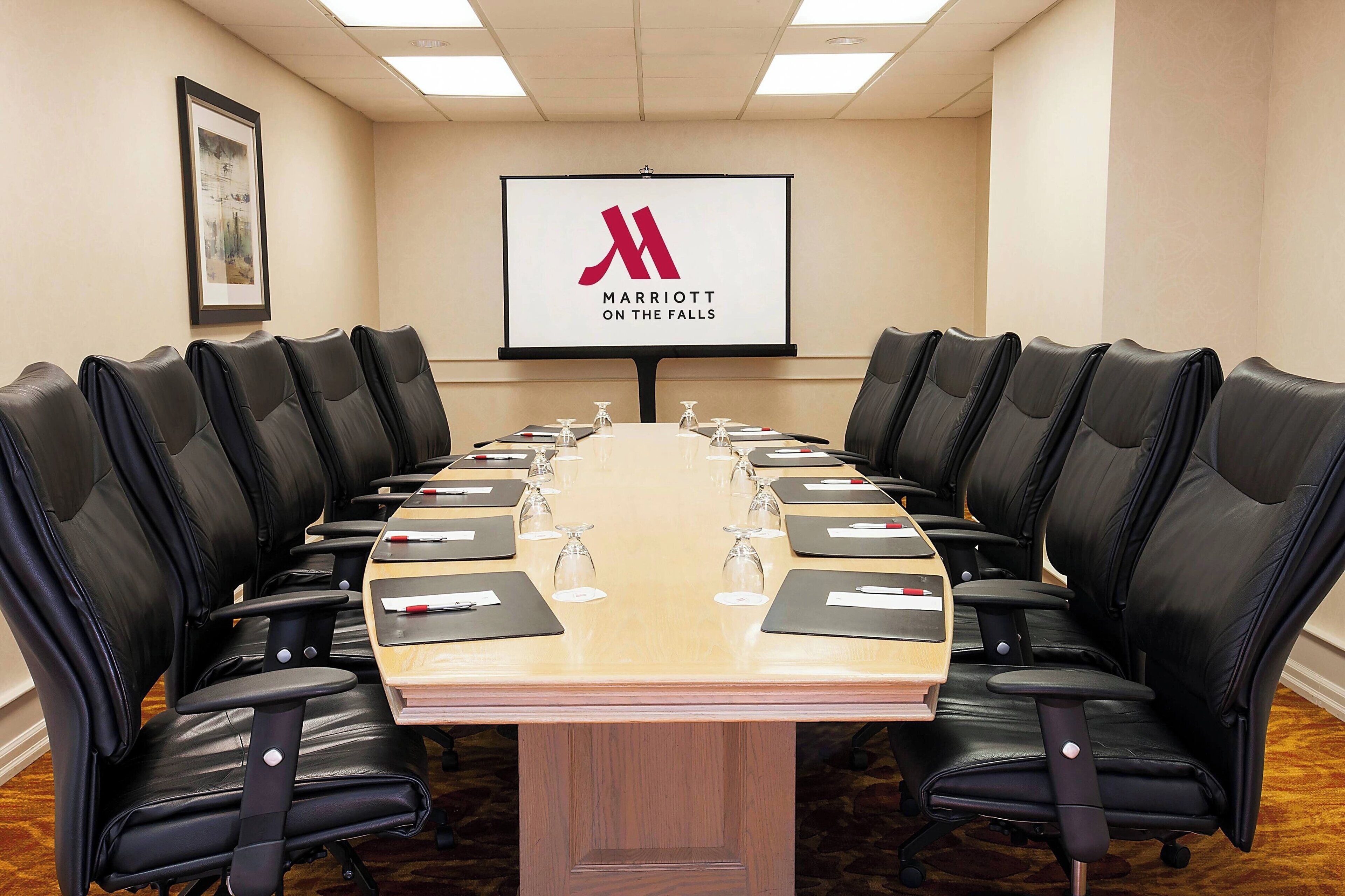 Foto - Niagara Falls Marriott on the Falls