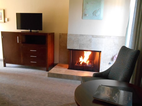 TV. Carmel Bay View Inn