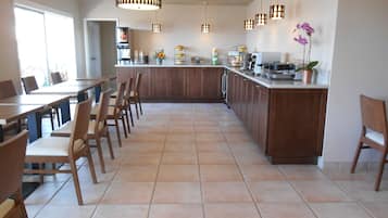 Desayuno continental incluido todos los dĂas
