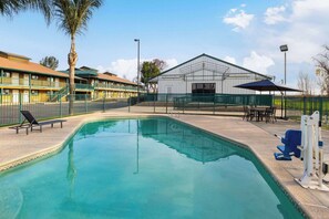 Seasonal outdoor pool