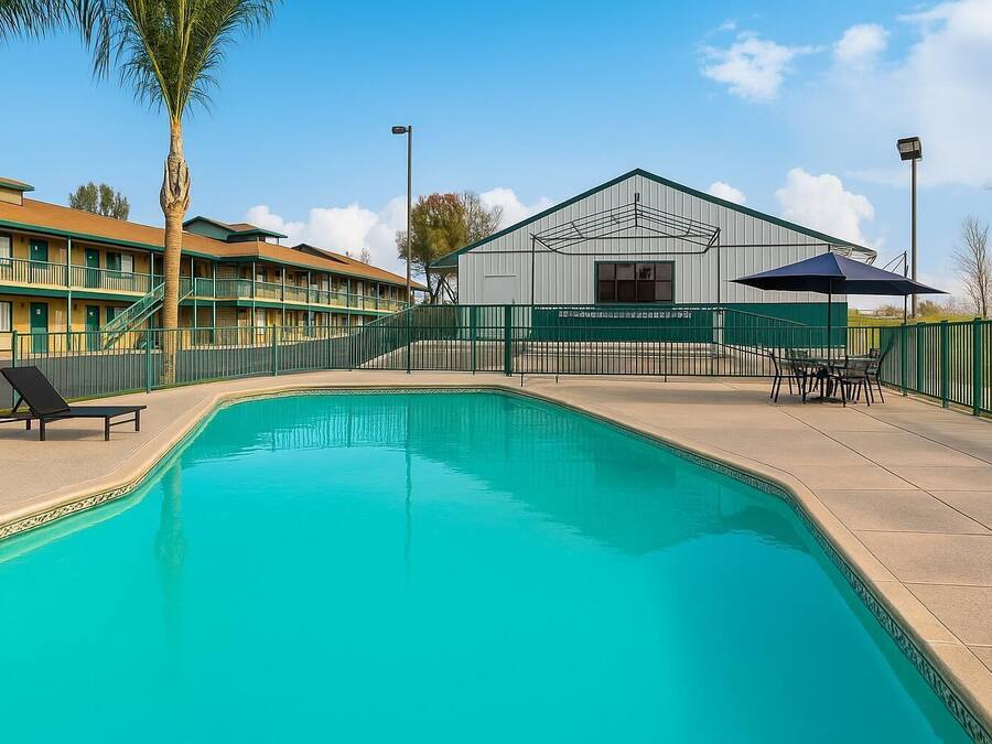 Seasonal outdoor pool