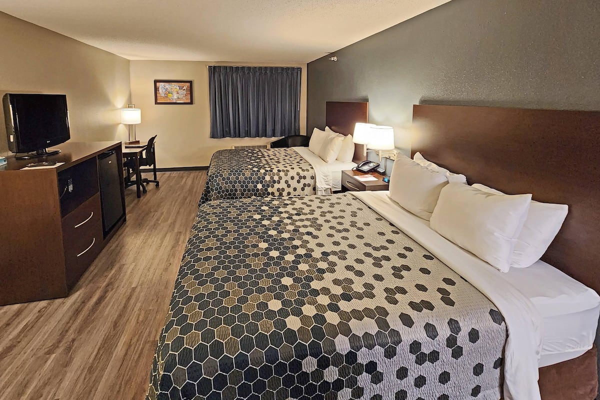 Room, 2 Queen Beds, Non Smoking | Laptop workspace, iron/ironing board, travel cot, free WiFi