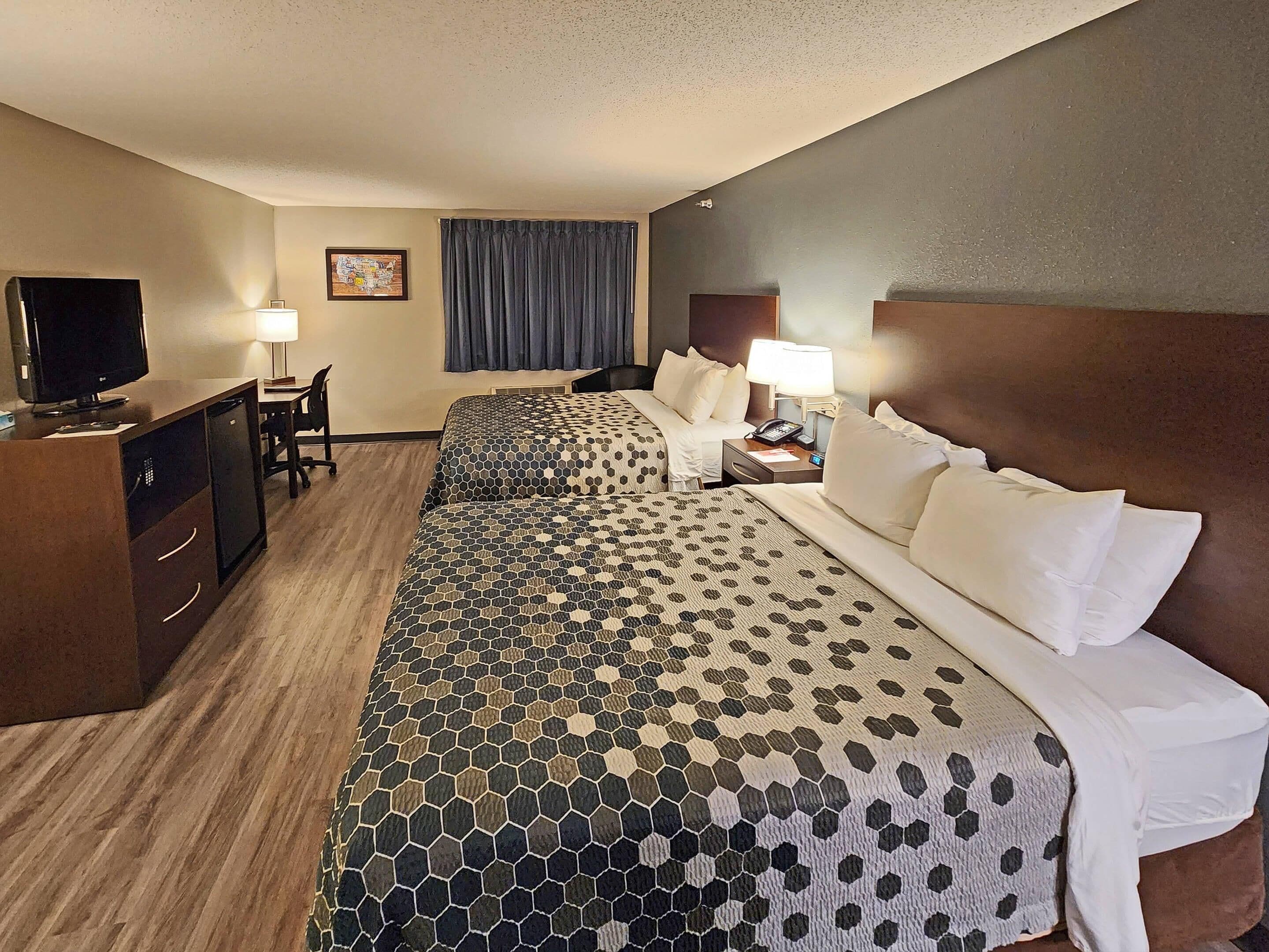 Room, 2 Queen Beds, Non Smoking