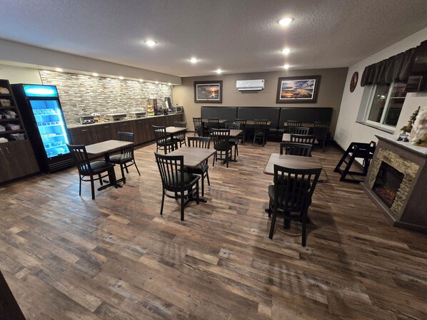 Free daily continental breakfast 