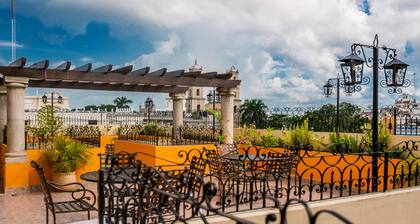 Hotel Colonial