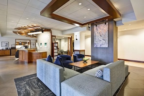 Sala de estar en el lobby