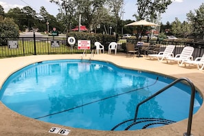 Kolam renang