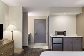 Room, 1 King Bed, Non Smoking | Pillowtop beds, individually furnished, desk, laptop workspace